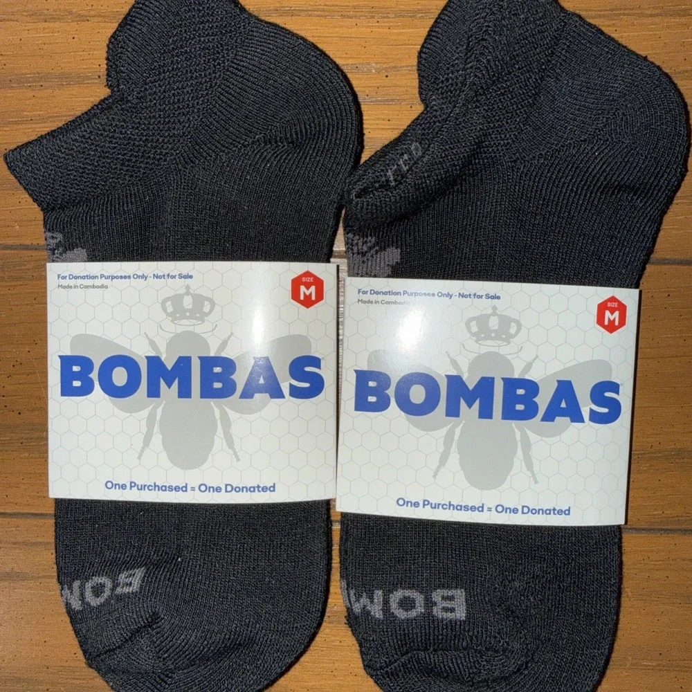 Bombas Unisex Black Comfort Ankle‎ Socks Adult Medium  2 Pair
